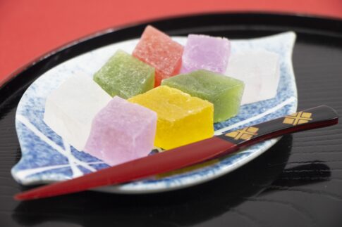 琥珀糖とぶどう氷・寒氷・薄氷・味甚羹の違いは？
